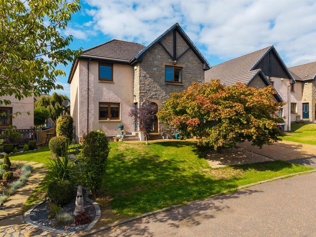 Property photo 1 of 38