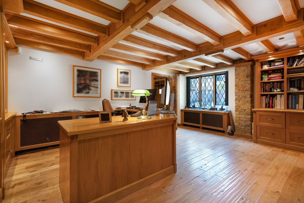 Additional image 5 of 7 bed detached house to rentWestwood Road, Windlesham, Surrey GU20