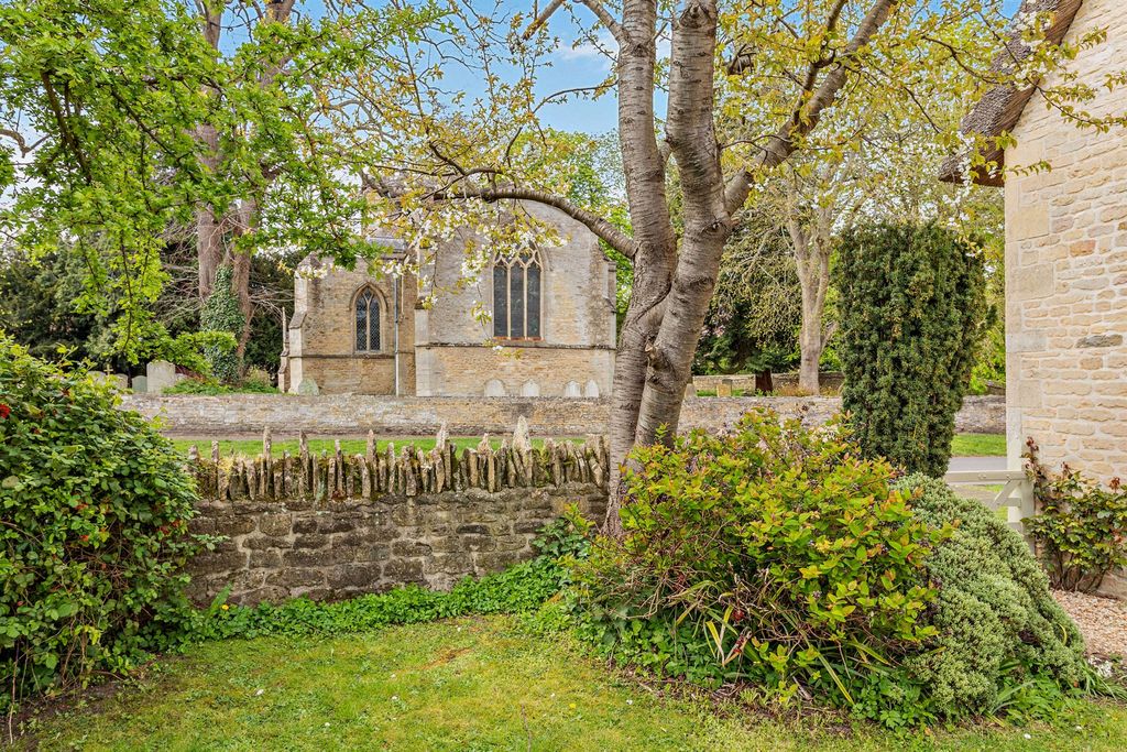 Property photo 3 of 19
