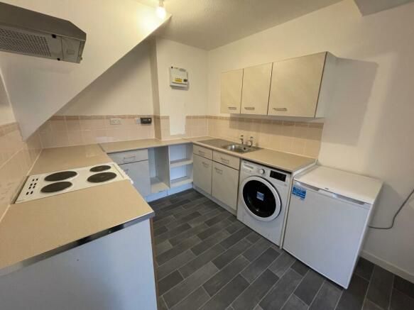 Property photo 2 of 4 Kitchen