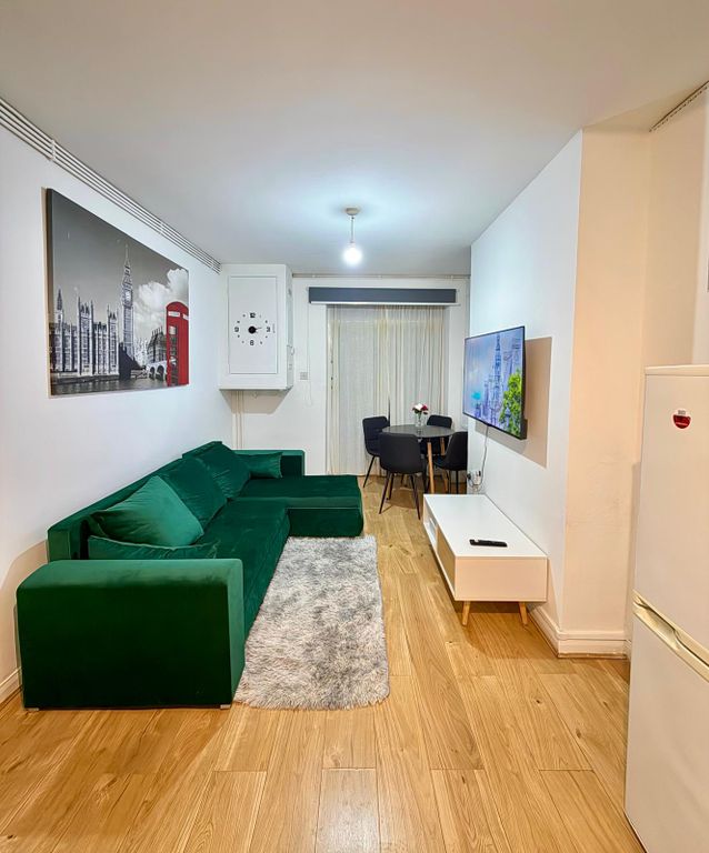 Property photo 2 of 6
