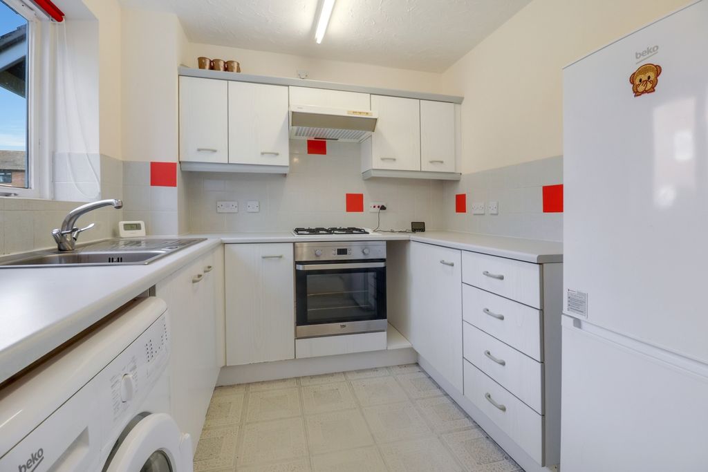 Property photo 2 of 14 Kitchen-11