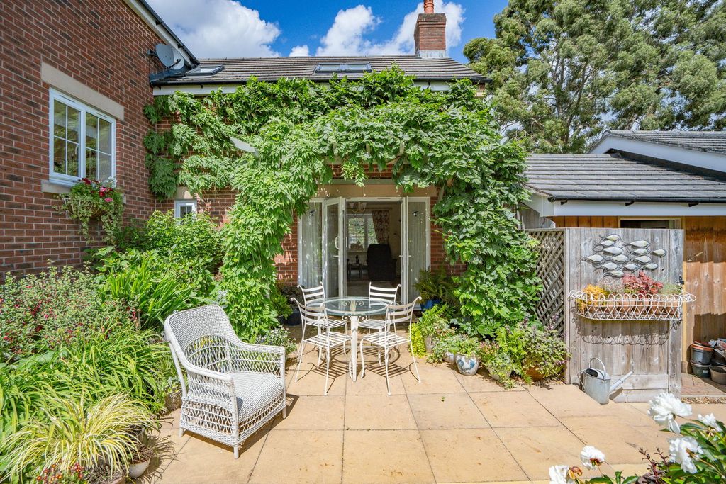 Property photo 3 of 30