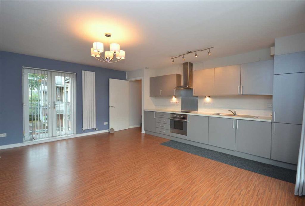 Property photo 2 of 9 Lounge Kitchen