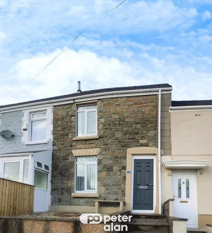 Property photo 3 of 9 Terrace