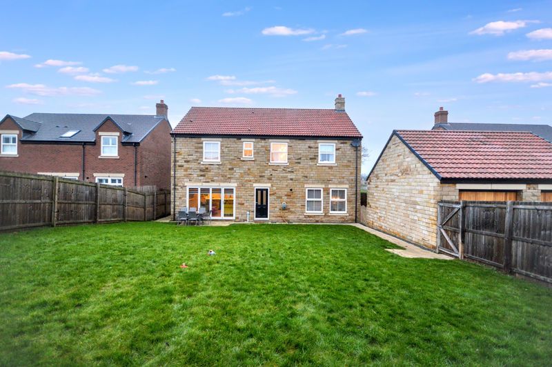 Property photo 2 of 23 Photo 19