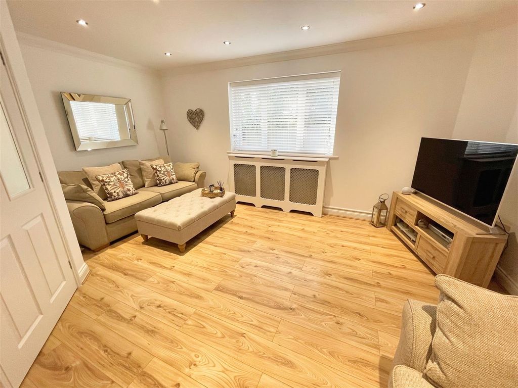 Property photo 2 of 23 13.Jpg