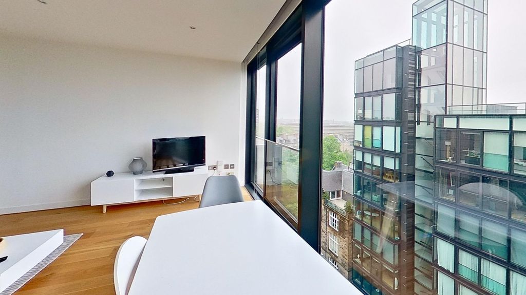 Property photo 2 of 8 Photo 2