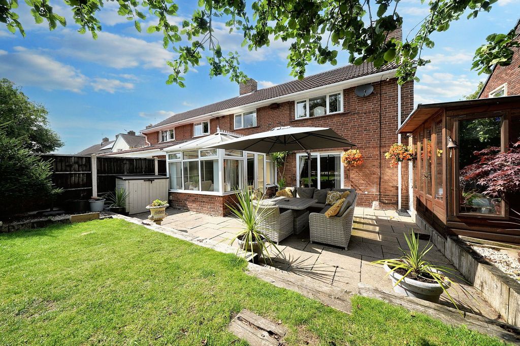 Property photo 3 of 34