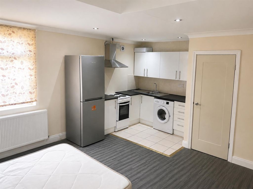 Property photo 1 of 3 E07Ad66F-Acc4-442E-88A4-d33923d0c410.Png
