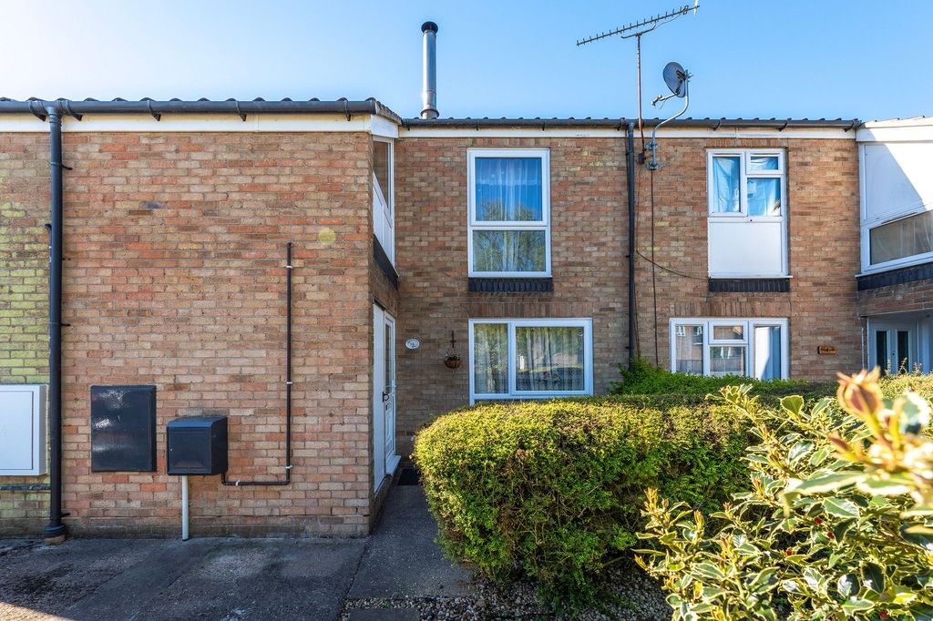 Property photo 2 of 18