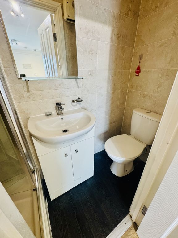 Property photo 1 of 6 Gallery