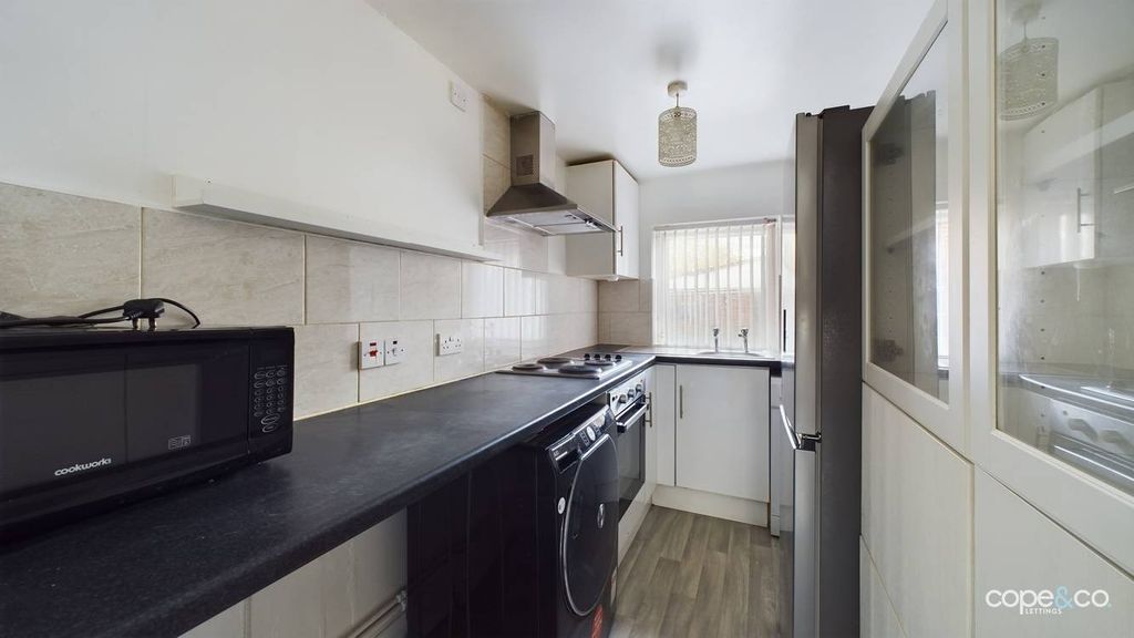 Property photo 2 of 7 2726545