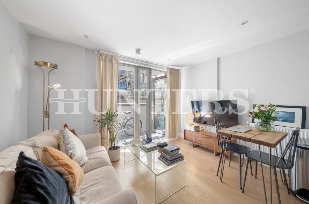 Property photo 2 of 10 Dsc04484.Jpg