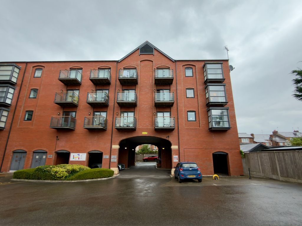 Property photo 1 of 7