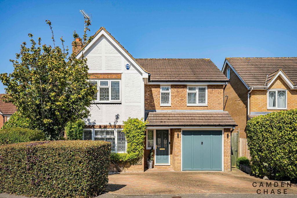 Property photo 2 of 36