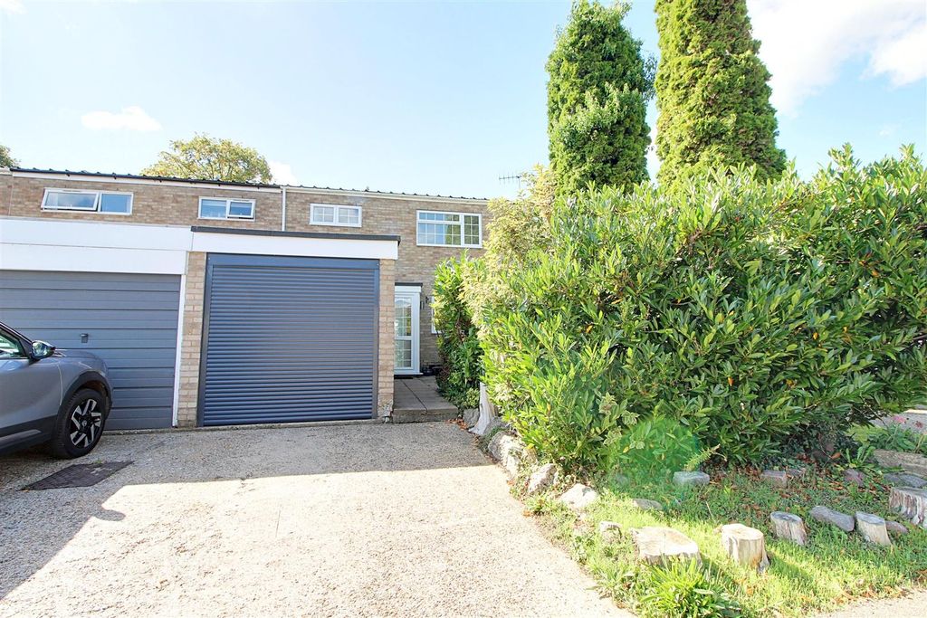 Property photo 1 of 20 Img_0292-Img_0294.Jpg