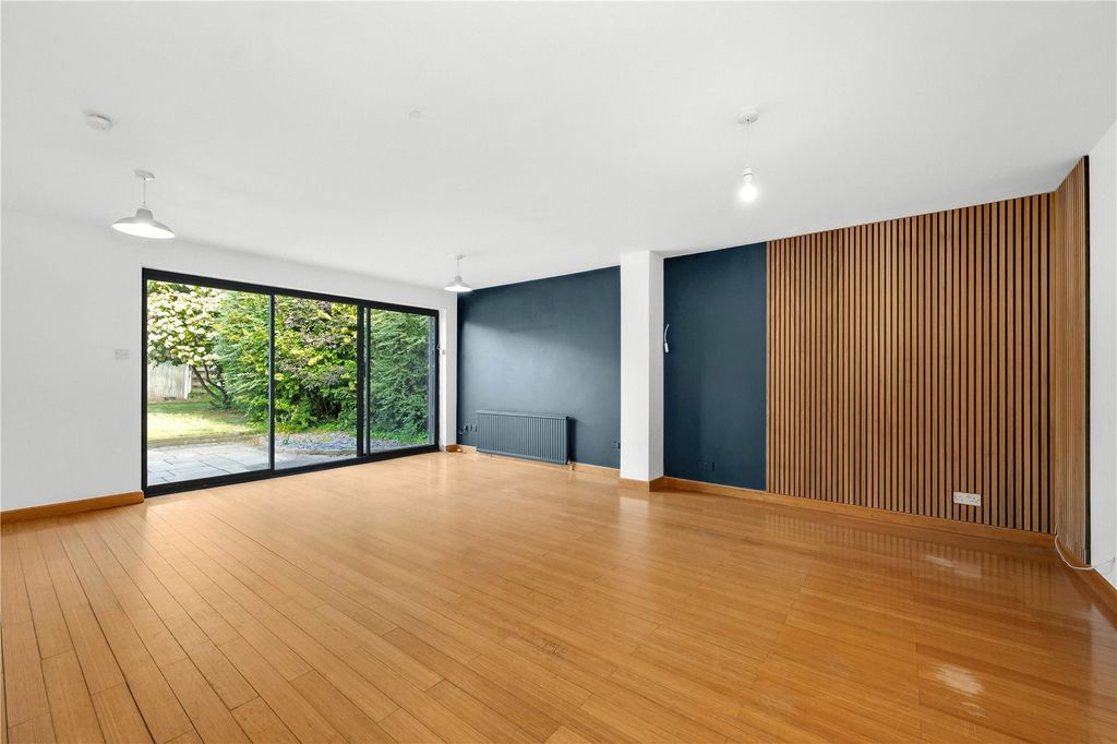 Property photo 2 of 15 Kitchen/Dining Room
