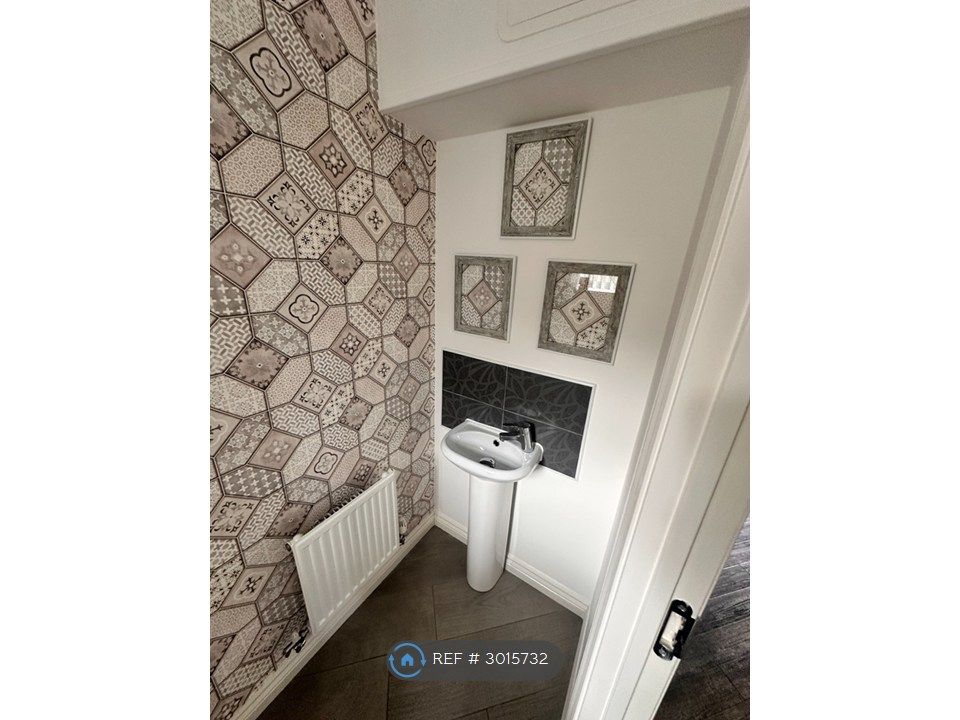 Property photo 3 of 13 Downstairs Wc