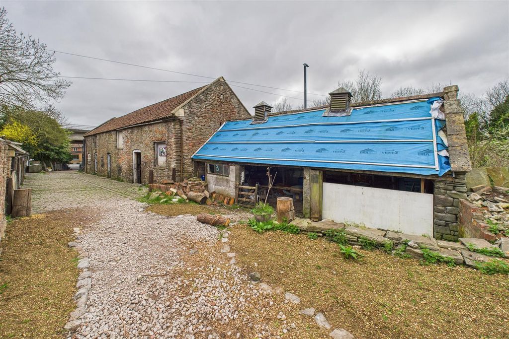 Property photo 3 of 21 Barn 3 @ Bridge Farm, Bell Hill Stapleton, Bristol