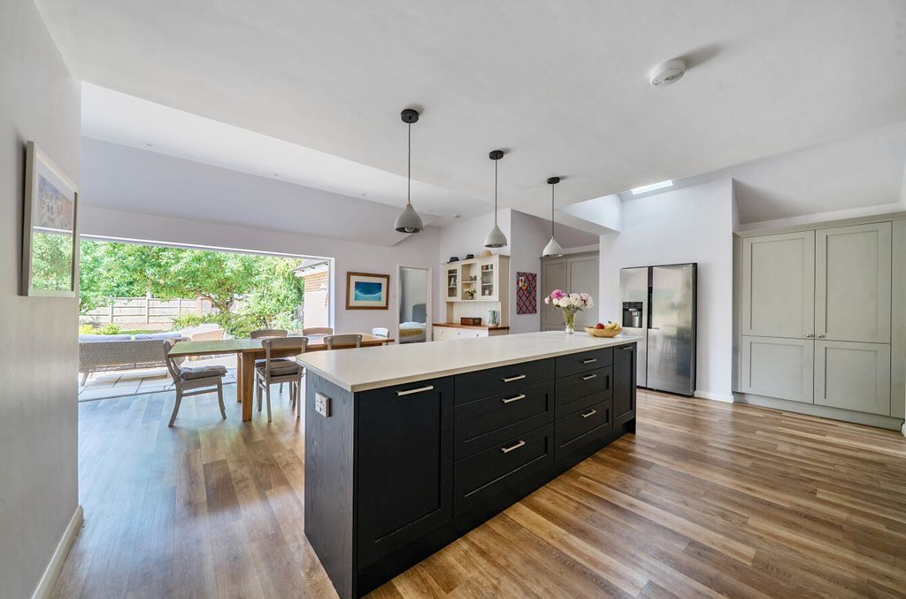 Property photo 2 of 29 1301440-17-683d7d...