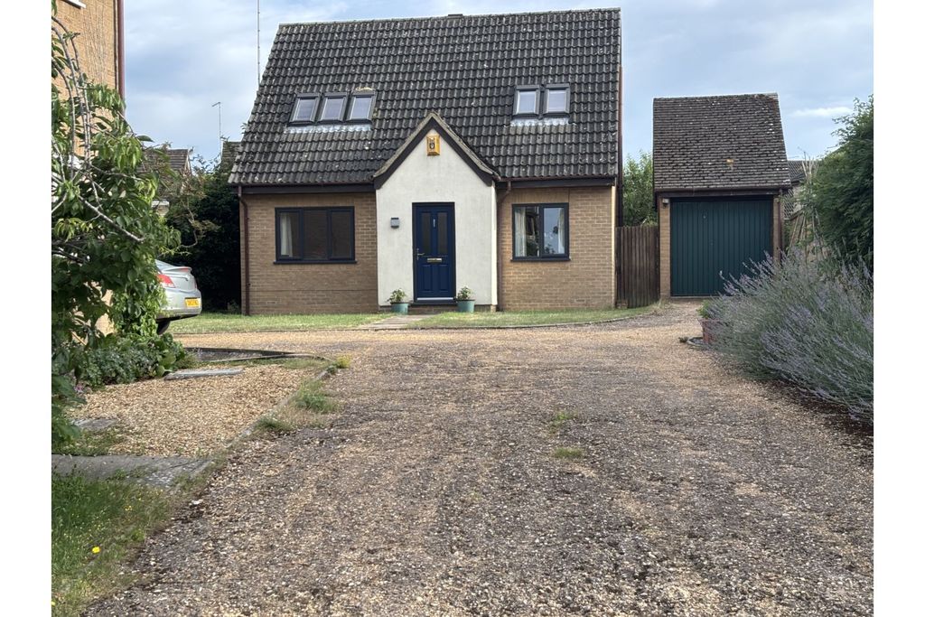 Property photo 2 of 14