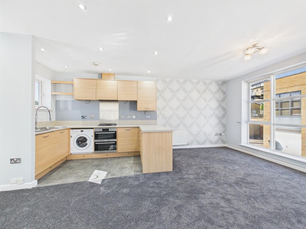Property photo 1 of 7 Cam02664G0-Pr0133-Still005.Jpg