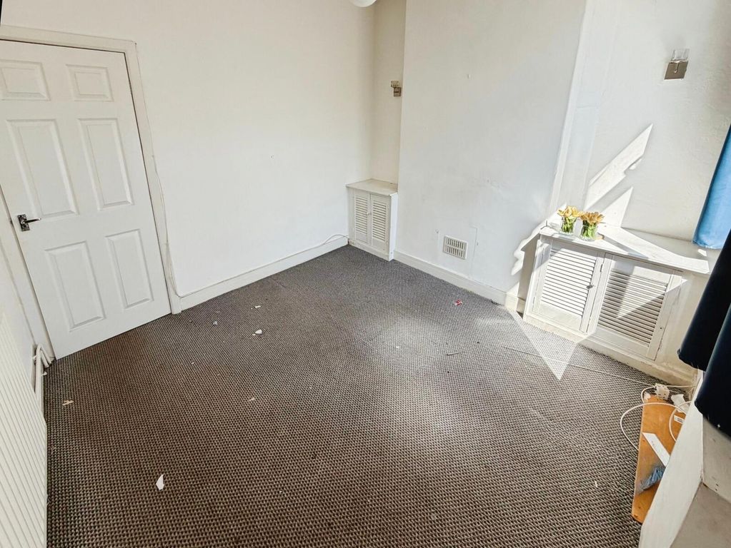 Property photo 2 of 9 Sitting Room