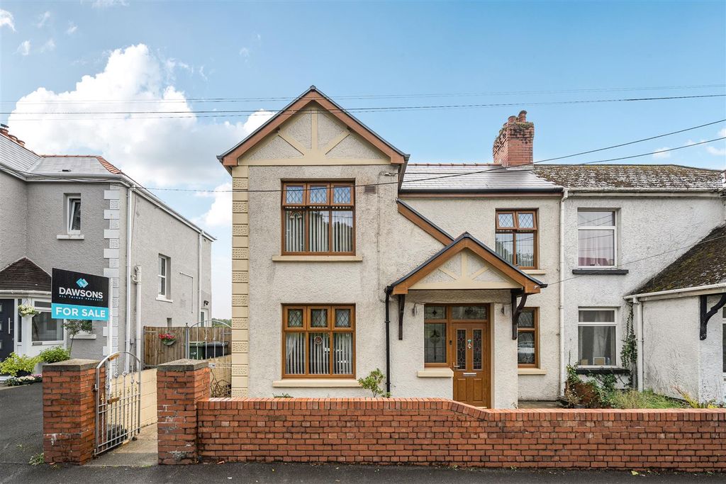 Property photo 1 of 29
