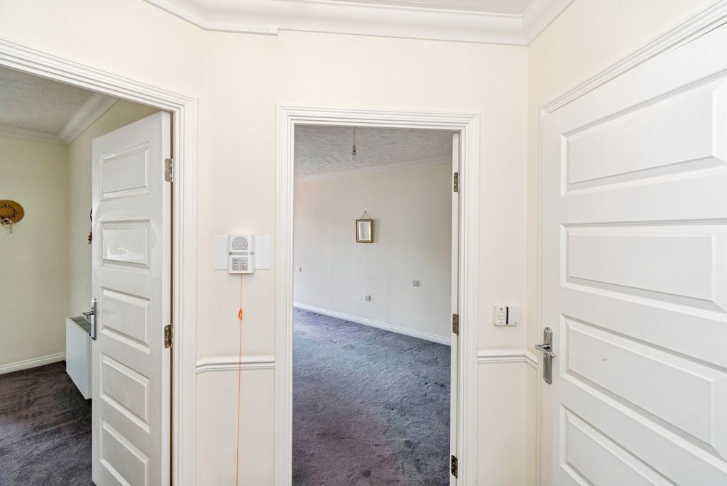 Property photo 2 of 15 Pbox-Img.Jpg