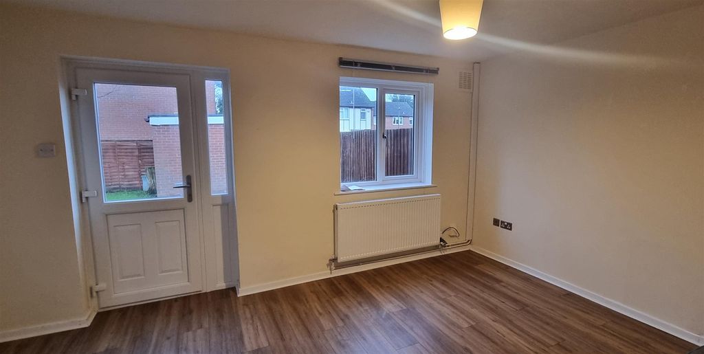 Property photo 3 of 11 Lounge Diner