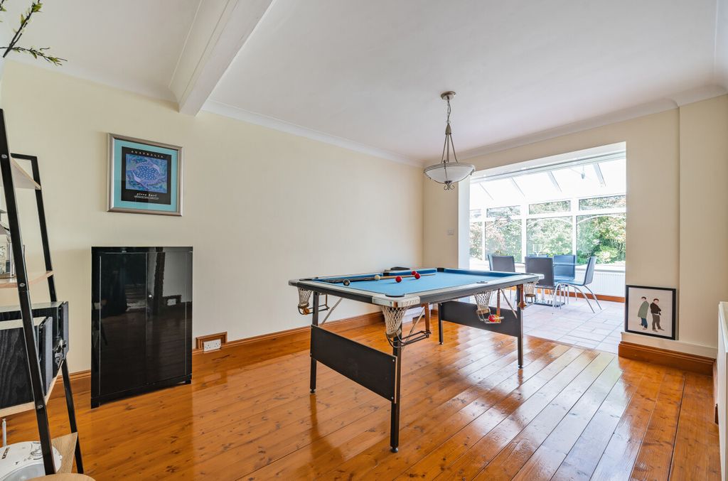 Property photo 3 of 26 17-681E18A0B2B99-...