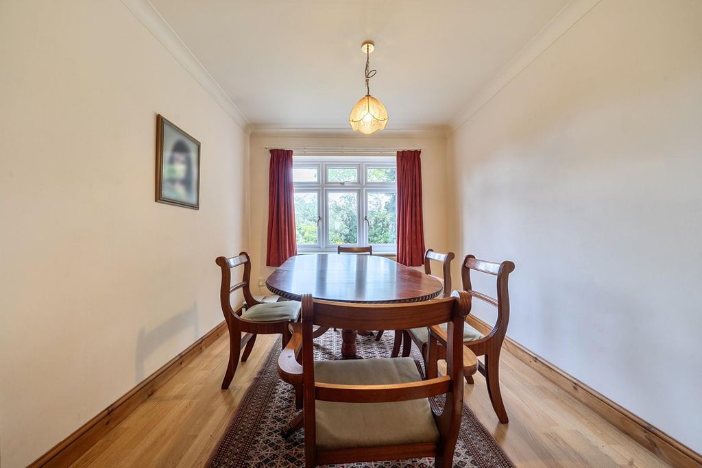 Property photo 3 of 15 Dining Room
