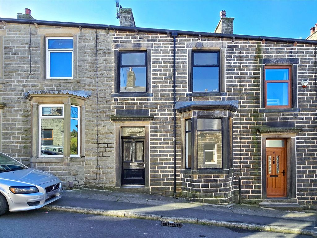 Property photo 1 of 15 Bay-Fronted Property