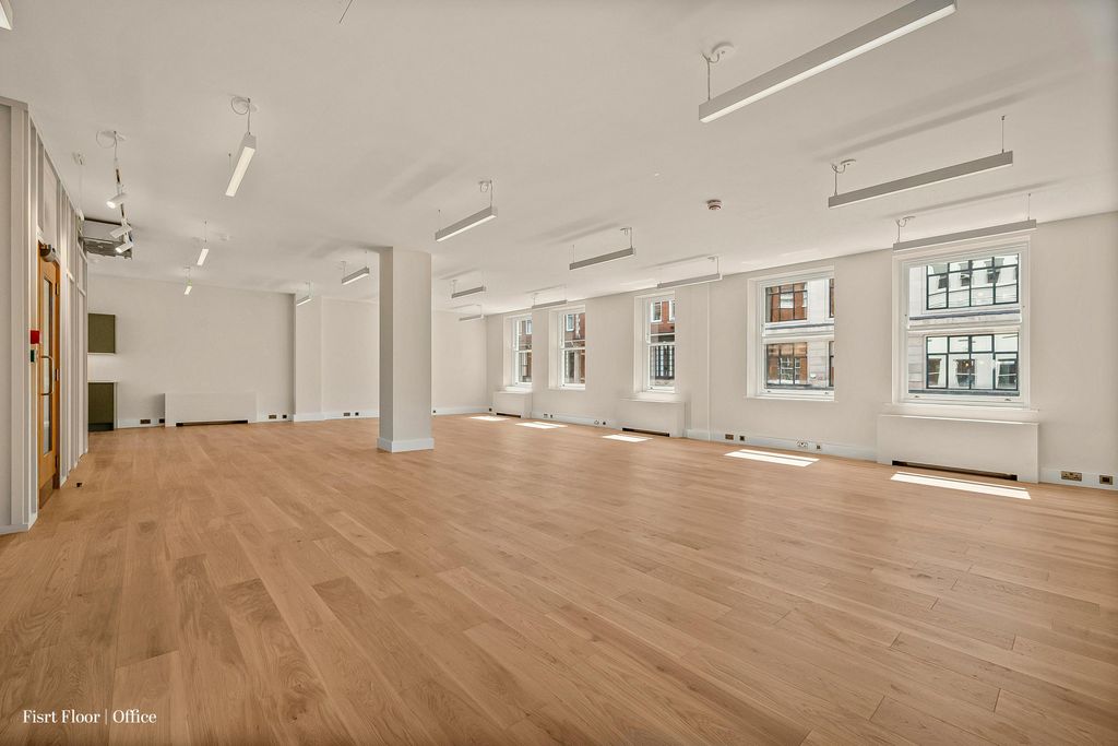 Property photo 2 of 30 First Floor