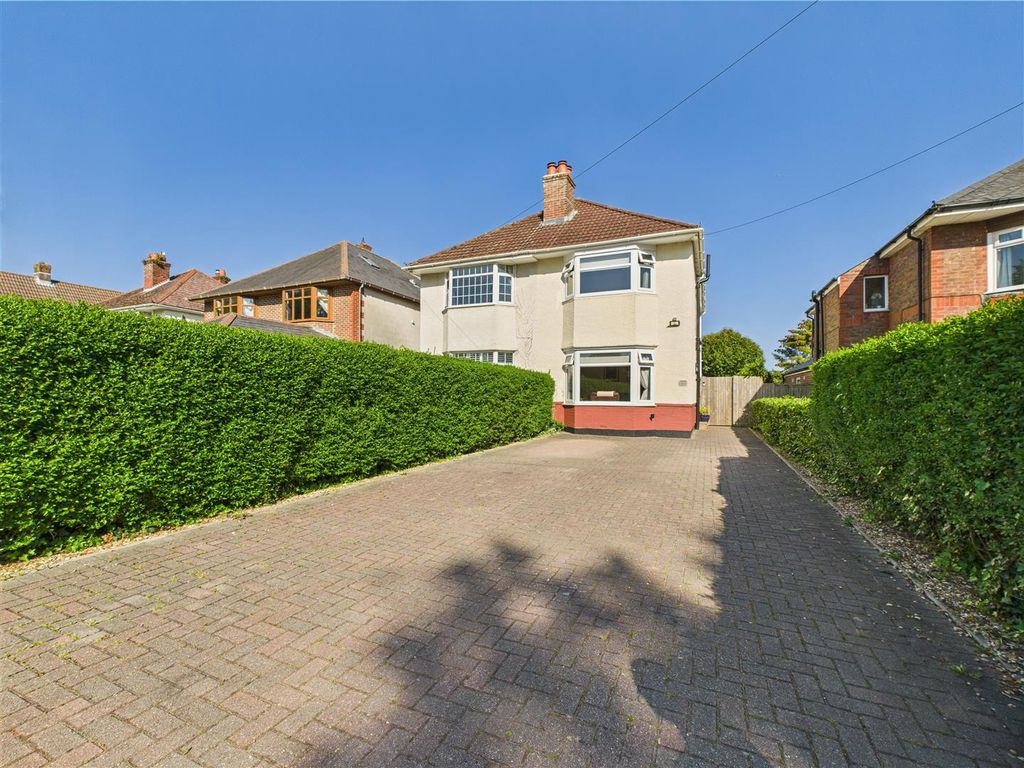 Property photo 1 of 13 3 Bedroom Semi Detached For Sale
