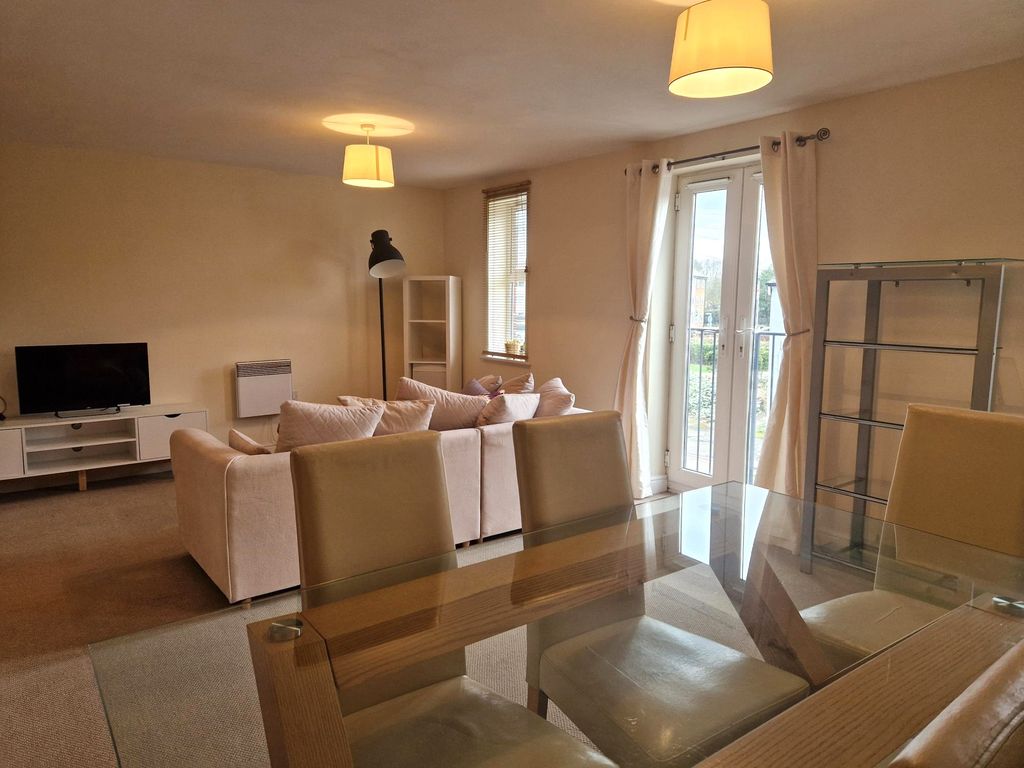 Property photo 3 of 9 Image