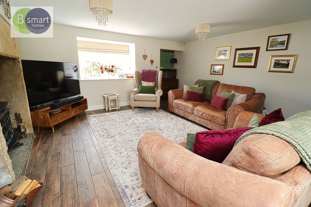 Property photo 2 of 35 Img_4015