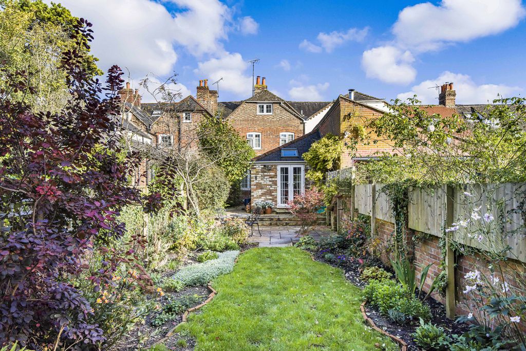 Property photo 3 of 24