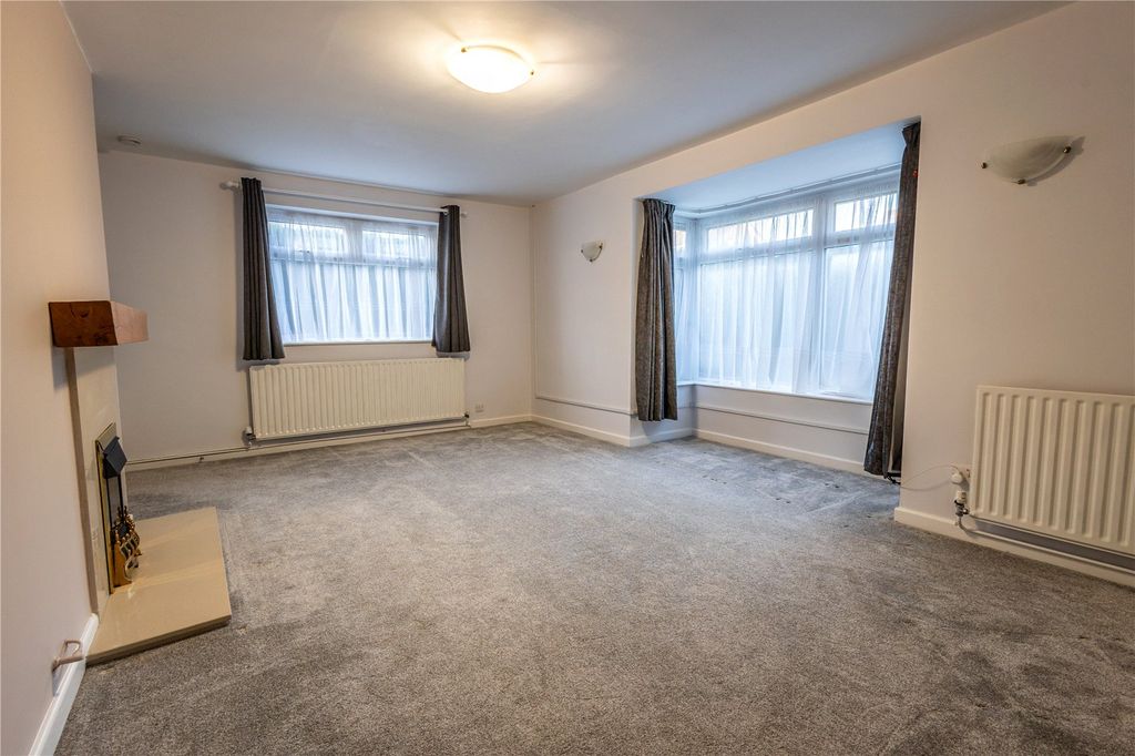 Property photo 3 of 37 Picture No. 37