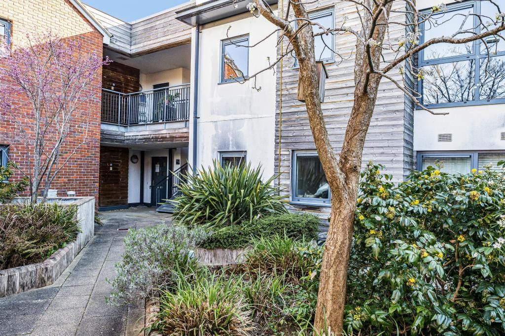 Property photo 1 of 19 External