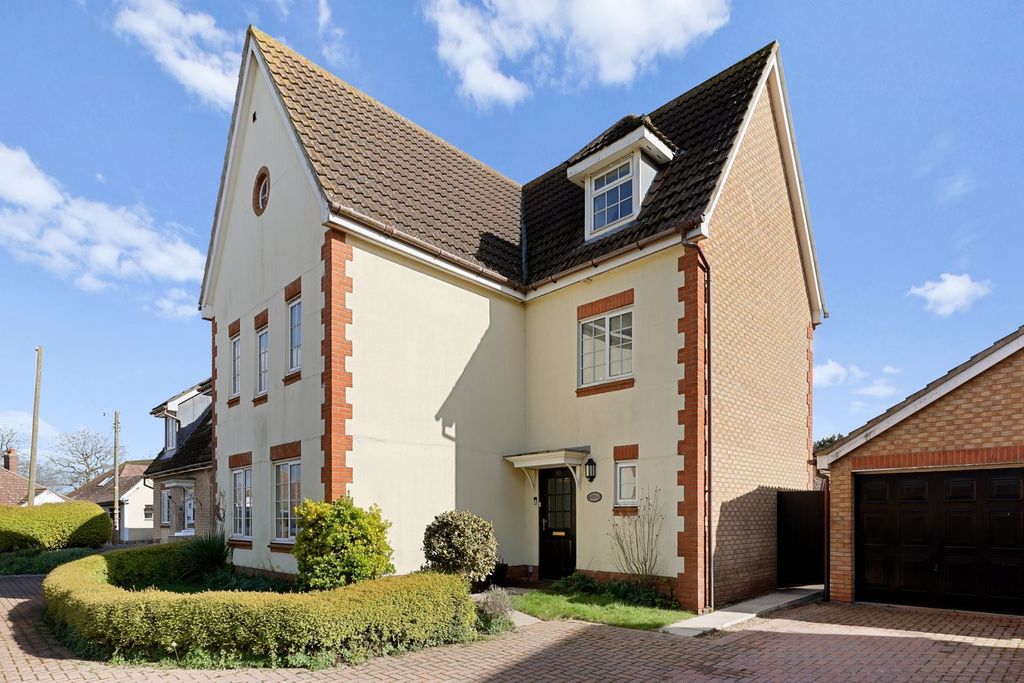 Property photo 1 of 23