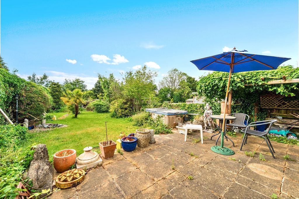 Property photo 2 of 18