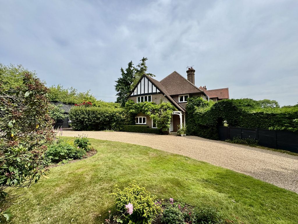 Property photo 1 of 39