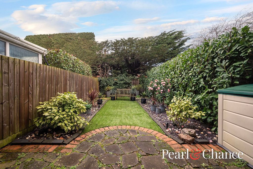 Property photo 3 of 16