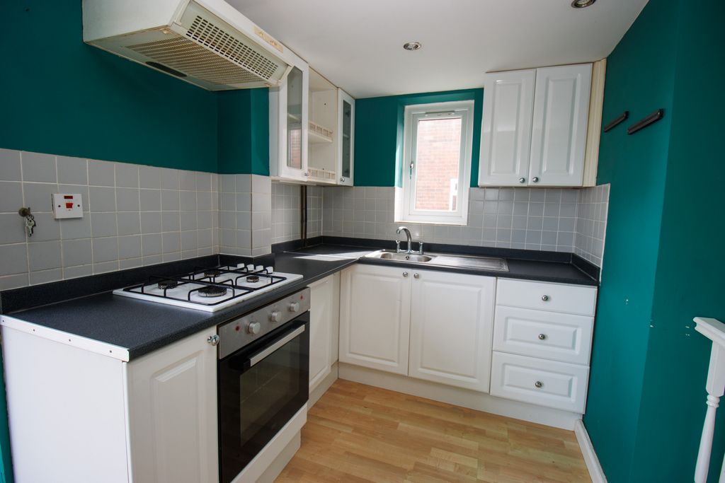 Property photo 2 of 22