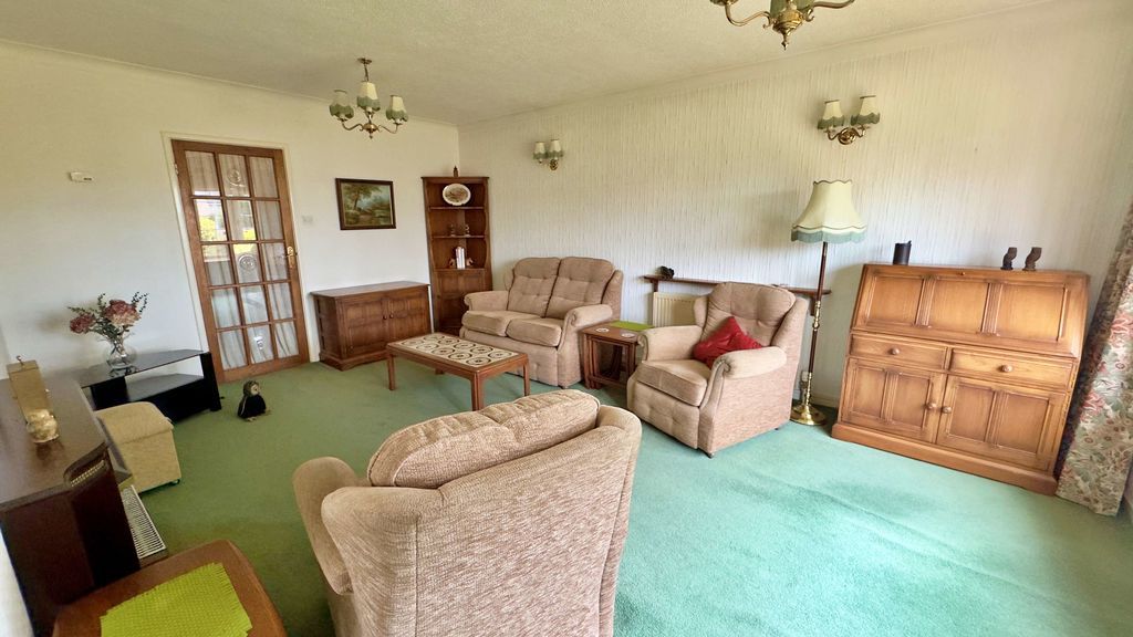 Property photo 3 of 17 Photo 3