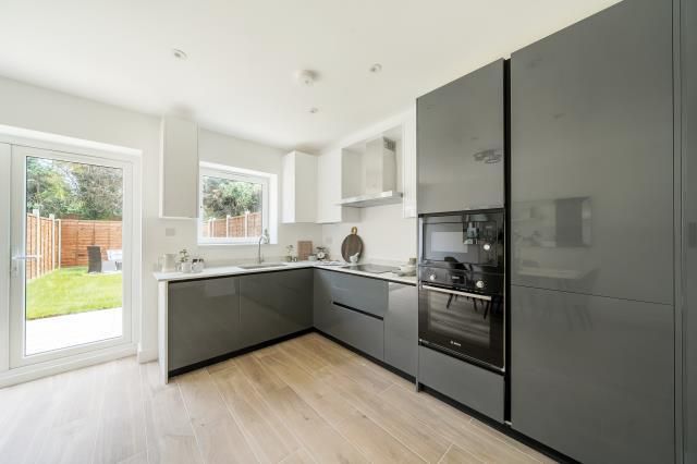 Property photo 1 of 22 Kitchen