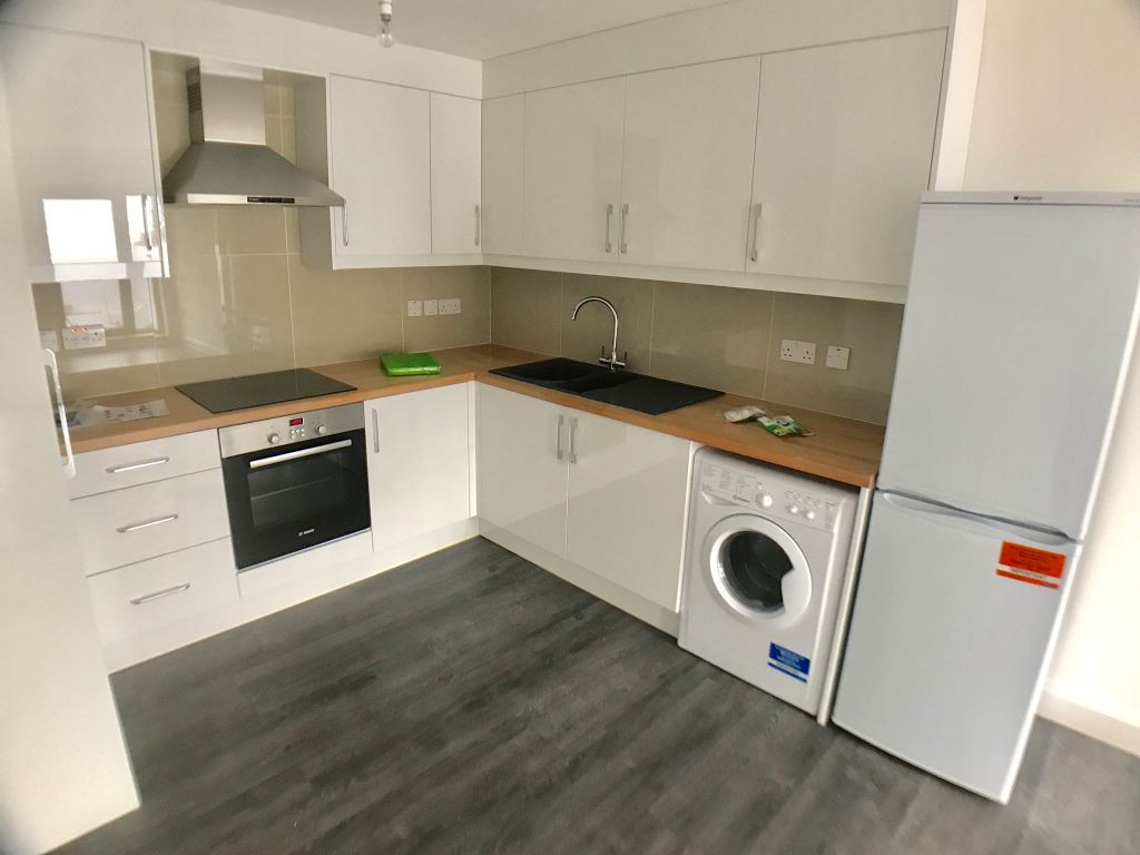 Property photo 3 of 9