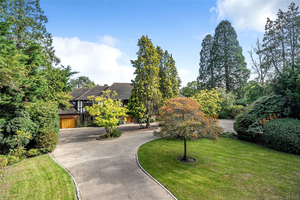 Property photo 3 of 57 Picture No. 02